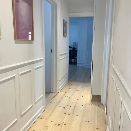 90m2 Luxury Flat In Apartament