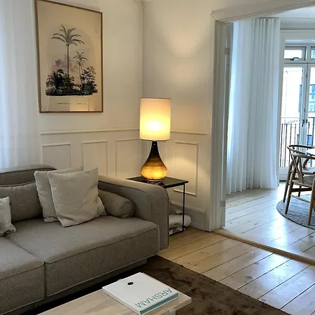 90m2 Luxury Flat In * København