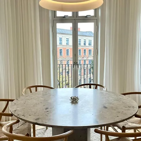 Apartment 90m2 Luxury Flat In